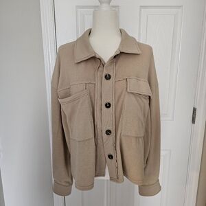 La Miel Tan Button-Up Oversized Shirt Jacket Size M‎